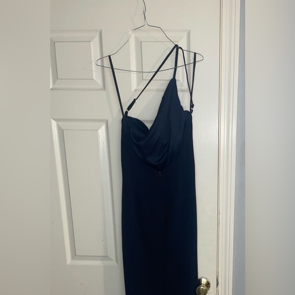 New! Katie May x REVOLVE Avena Gown in Navy 💙 Medium - Picture 6 of 11